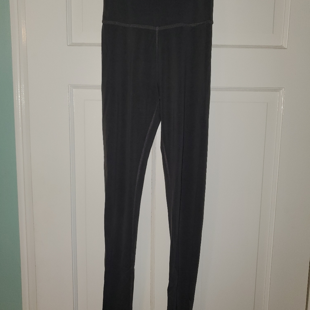 Beyond Yoga full-length, high-waisted leggings - Picture 3 of 4